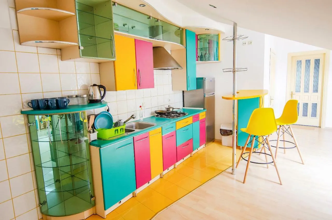Friends Hostel Lviv Rustaveli Str 0*,